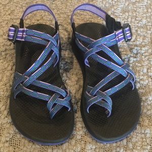 Women’s Chacos size 9
